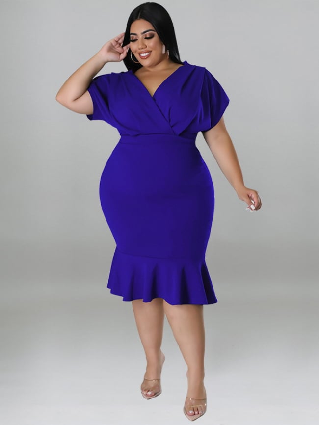 Plus v-neck solid color hip dress