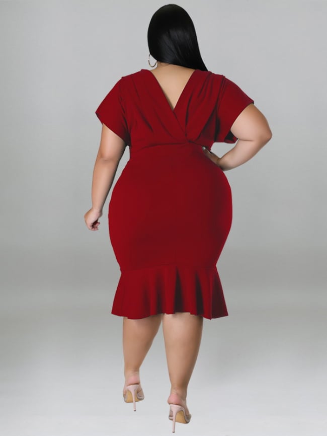 Plus v-neck solid color hip dress