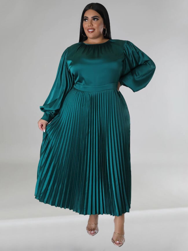 Plus Solid Color Pleated Long Sleeve Dress