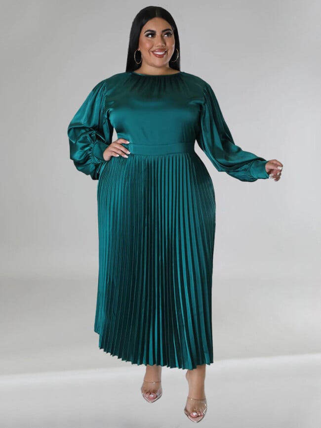 Plus Solid Color Pleated Long Sleeve Dress